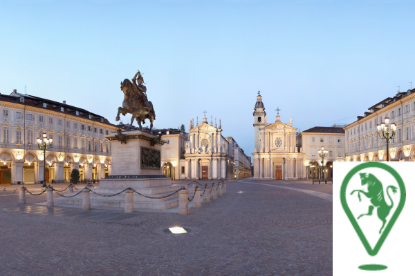 San Carlo Square: The Heartbeat of Turin